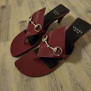 Gucci Women's Burgundy Heels Size 7